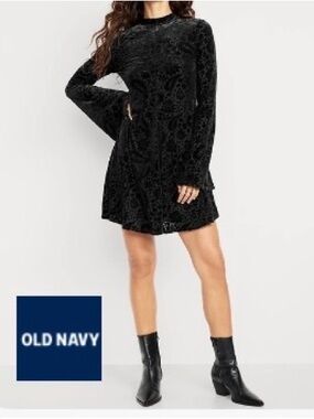 Old Navy Black Velvet Burnout Long-Sleeve Mini Dress — Textured A-Line NWT